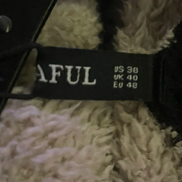 Black & Cream Fuzzy Hoodie - Picture 4 of 5